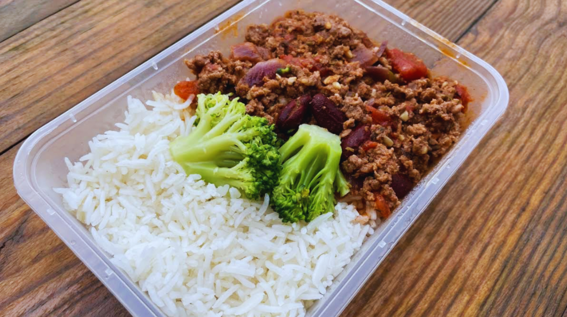 Beef Chilli, Rice and Broccoli